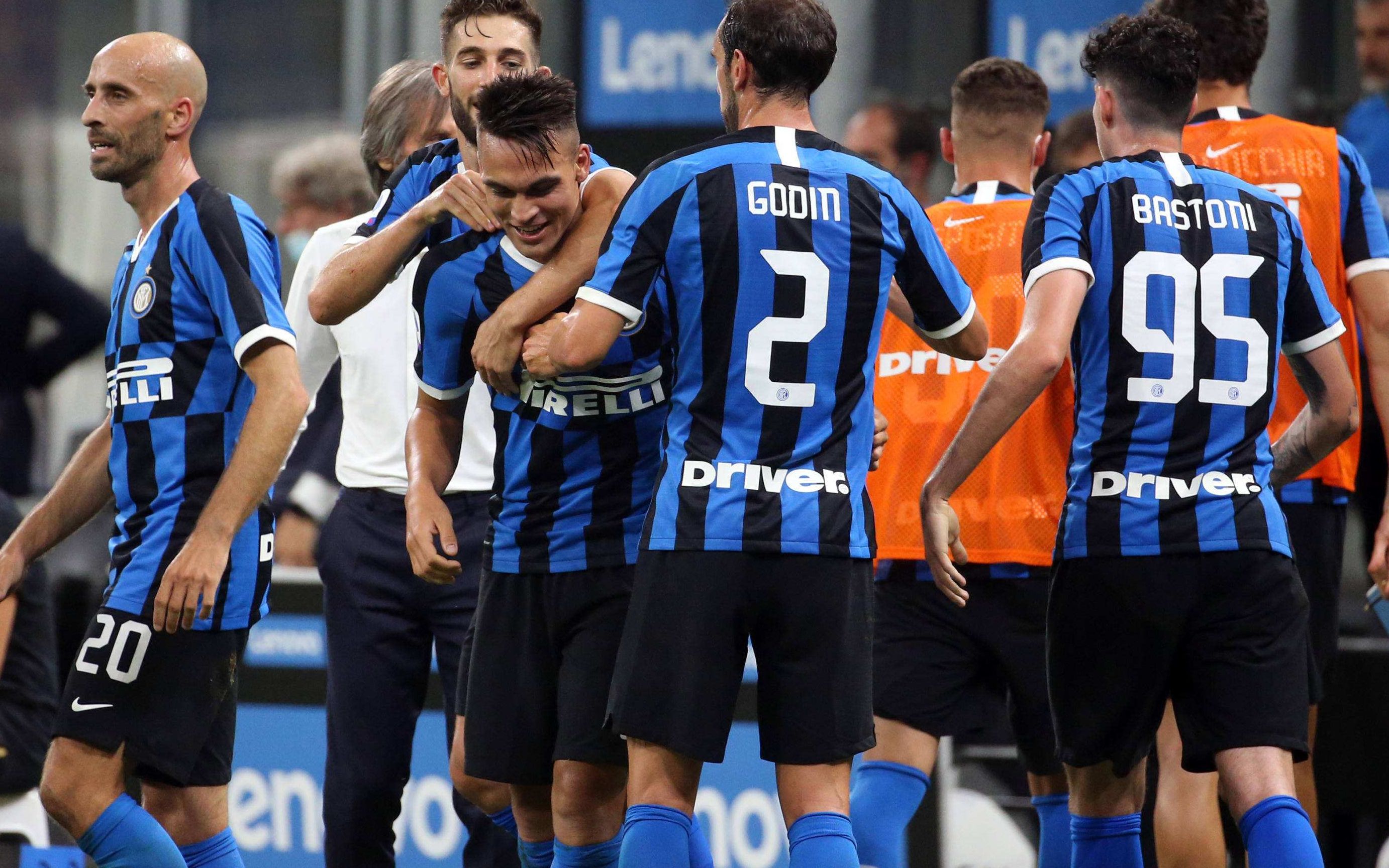 罗马诺：加纳乔与贝西克塔斯的转会传闻不实，他想留在英超（罗马诺辟谣：加纳乔不会转会贝西克塔斯，目标是继续留在英超）