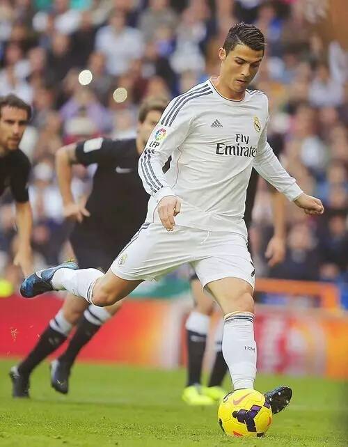 骄傲容易滋生狭隘，亚冠是为国出战，所以这个时候还...