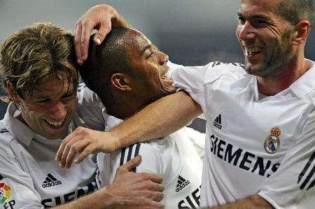 传奇！老将阿斯帕斯西甲400场里程碑之夜送助攻斩皇马（阿斯帕斯西甲第400场里程碑之夜送助攻，助队斩皇马）